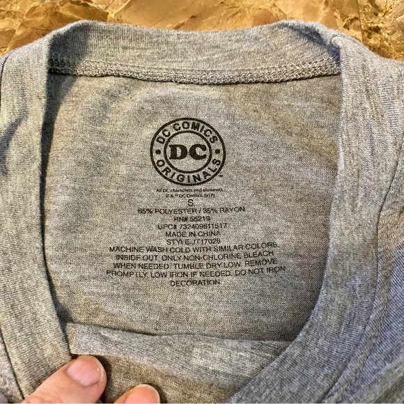 DC Justice League high-low t-shirt size S - Picture 4 of 6